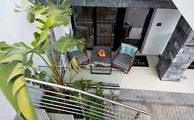 Beach Walk Luxury Suites